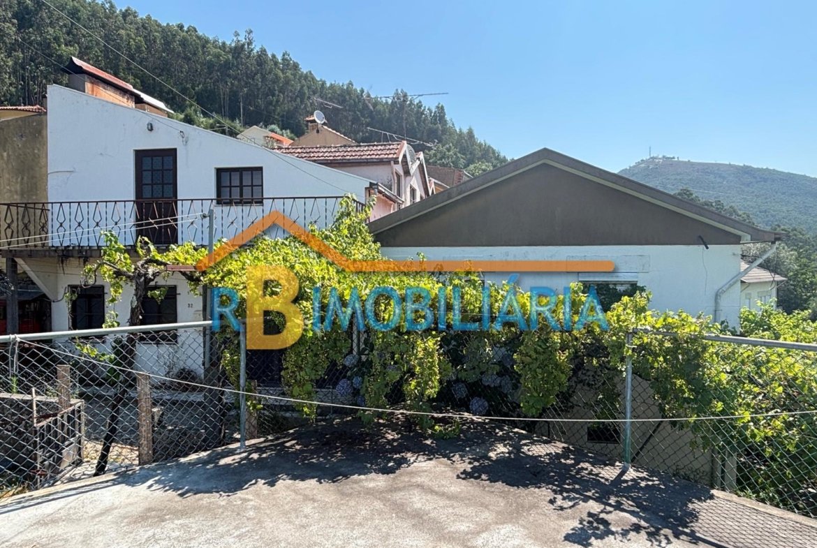 Moradia na Pernouzela, Arouca