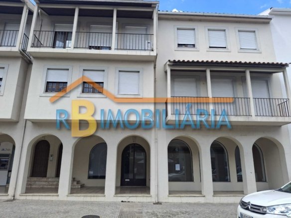Arrendamento – Loja no centro de Arouca