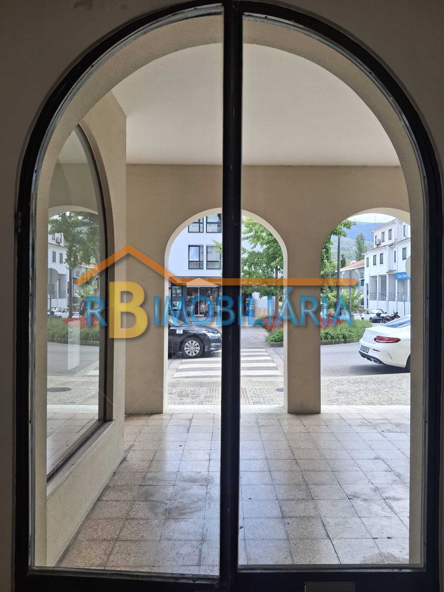 Arrendamento – Loja no centro de Arouca
