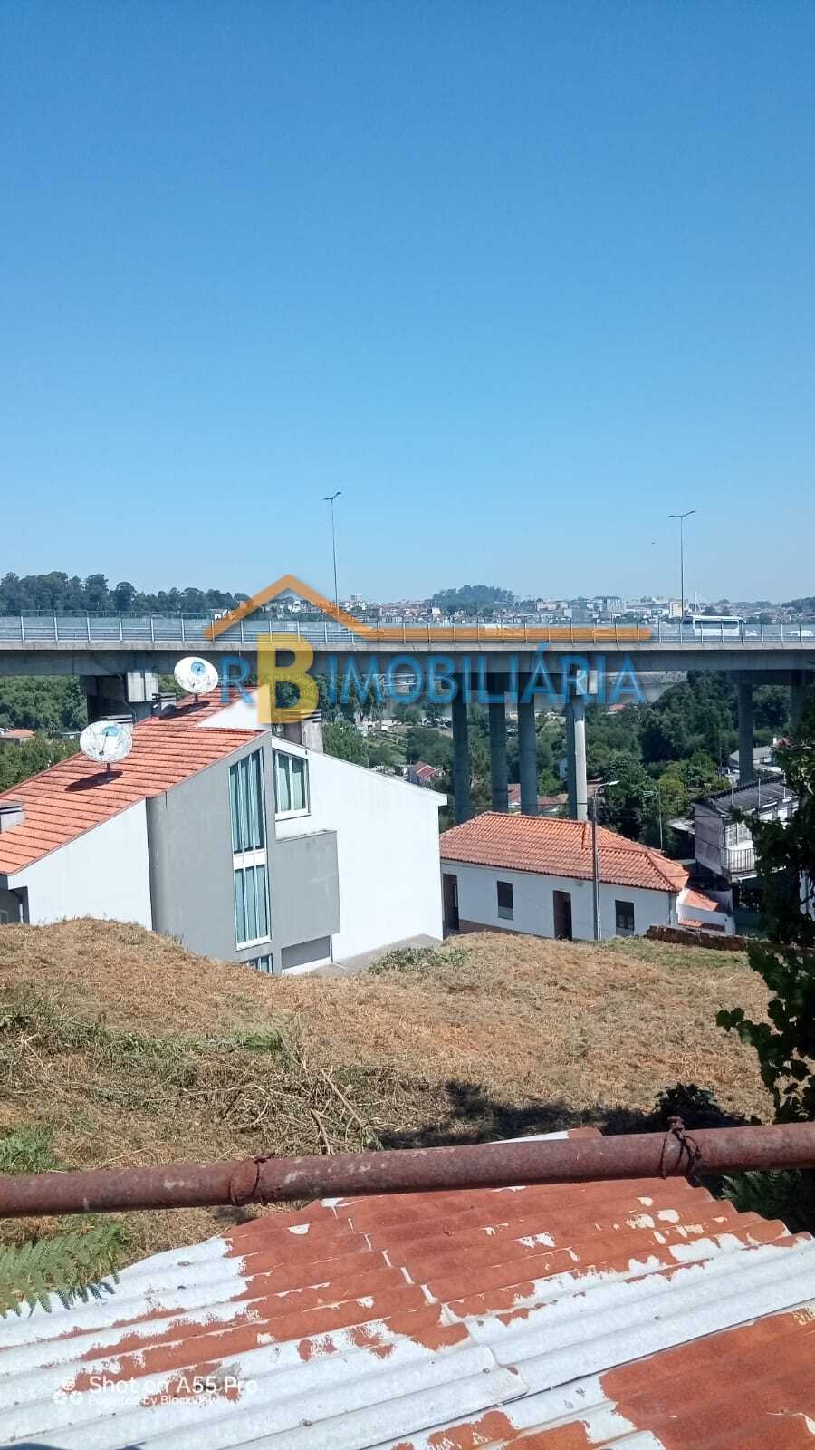 Dois lotes para construção em Oliveira do Douro – Vila Nova de Gaia
