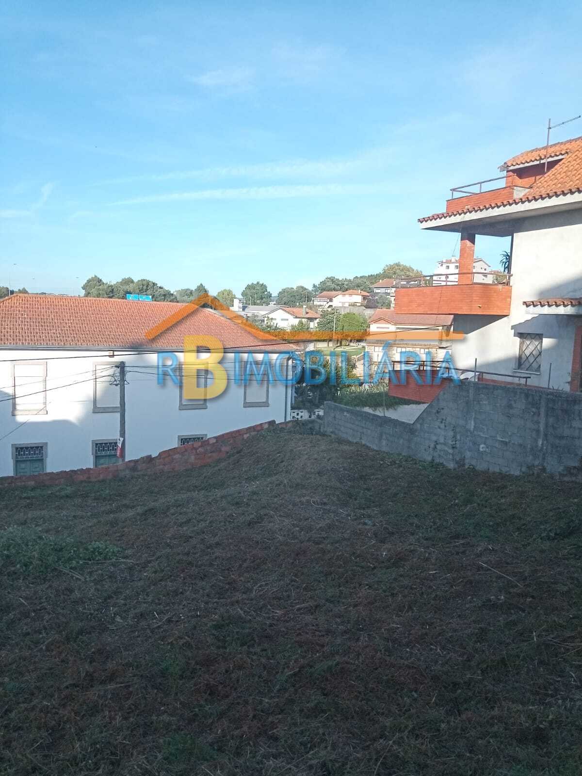 Dois lotes para construção em Oliveira do Douro – Vila Nova de Gaia