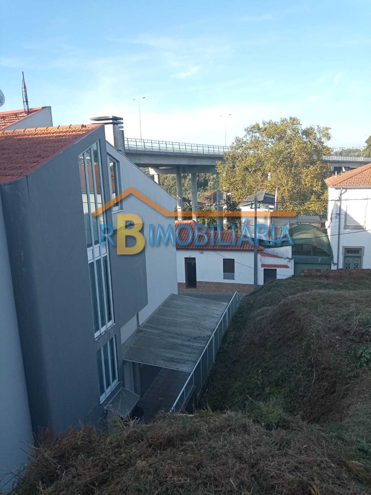 Dois lotes para construção em Oliveira do Douro – Vila Nova de Gaia