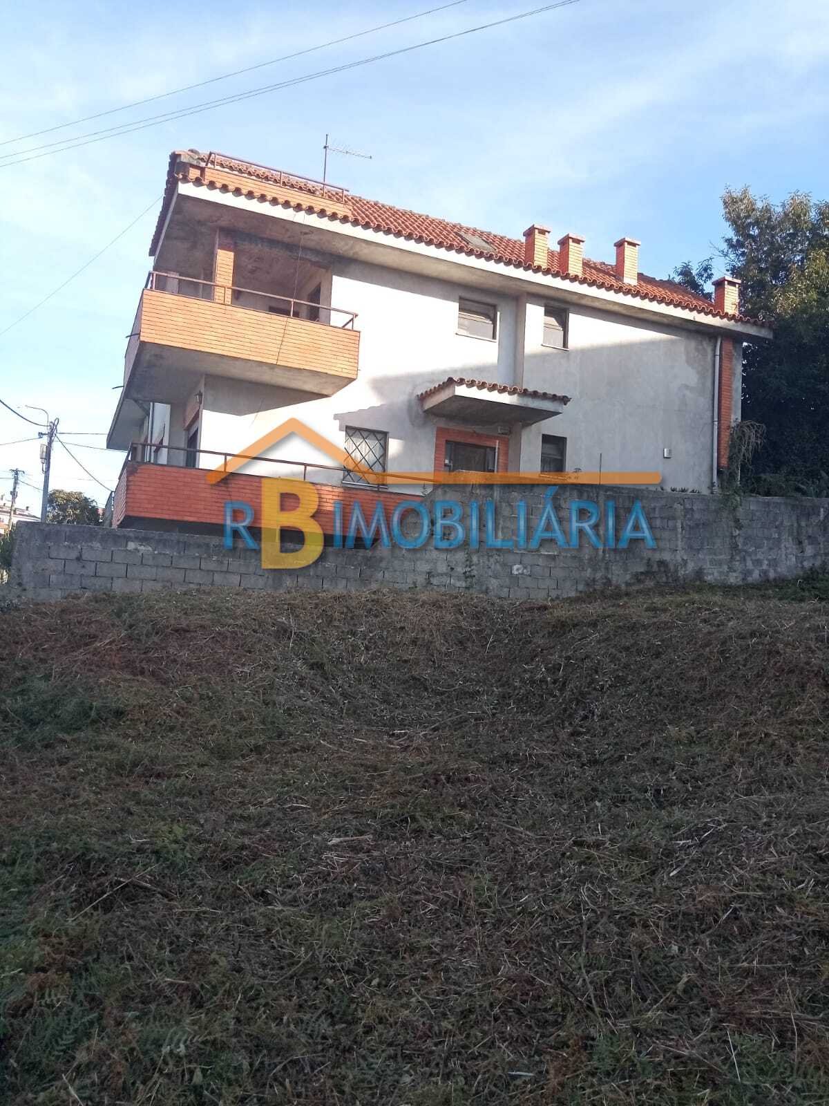 Dois lotes para construção em Oliveira do Douro – Vila Nova de Gaia