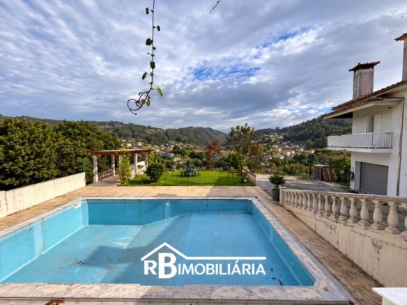Moradia C/ Piscina Rossas Arouca