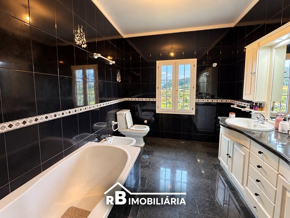 Moradia C/ Piscina Rossas Arouca