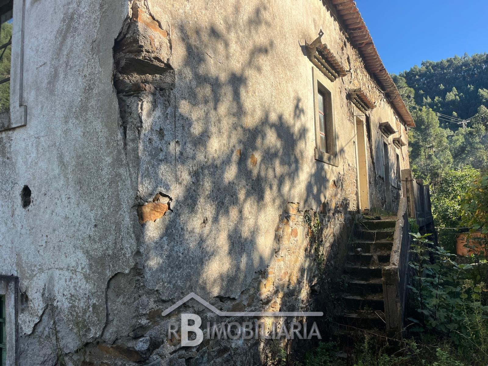 Moradia em Pedra em Rio de Frades, Arouca