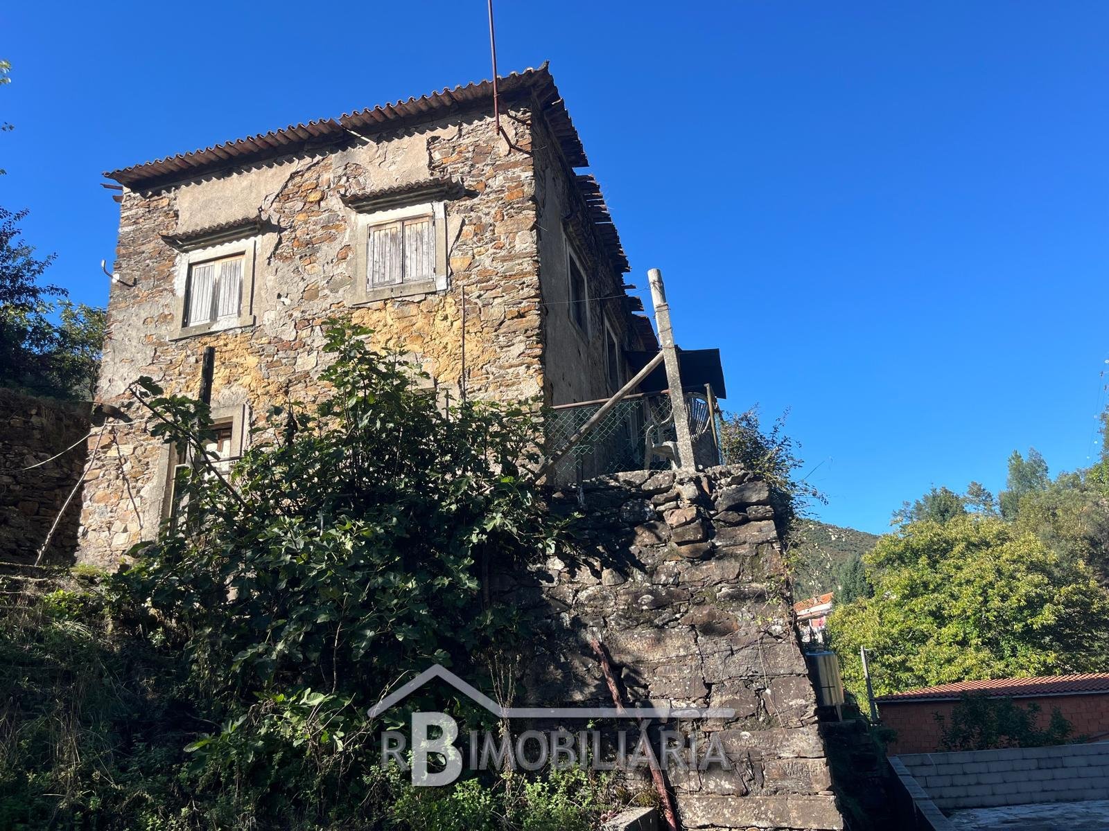 Moradia em Pedra em Rio de Frades, Arouca