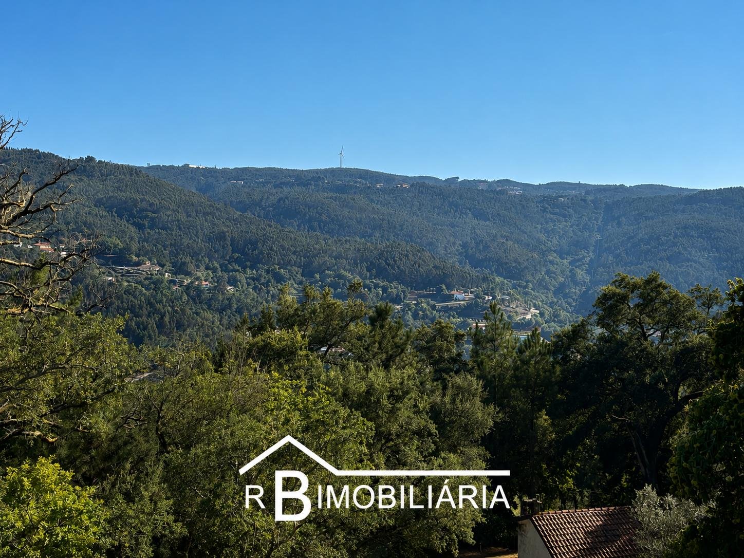 Moradia Isolada V4 com Vista para a Barragem – Valadares, São Pedro do Sul
