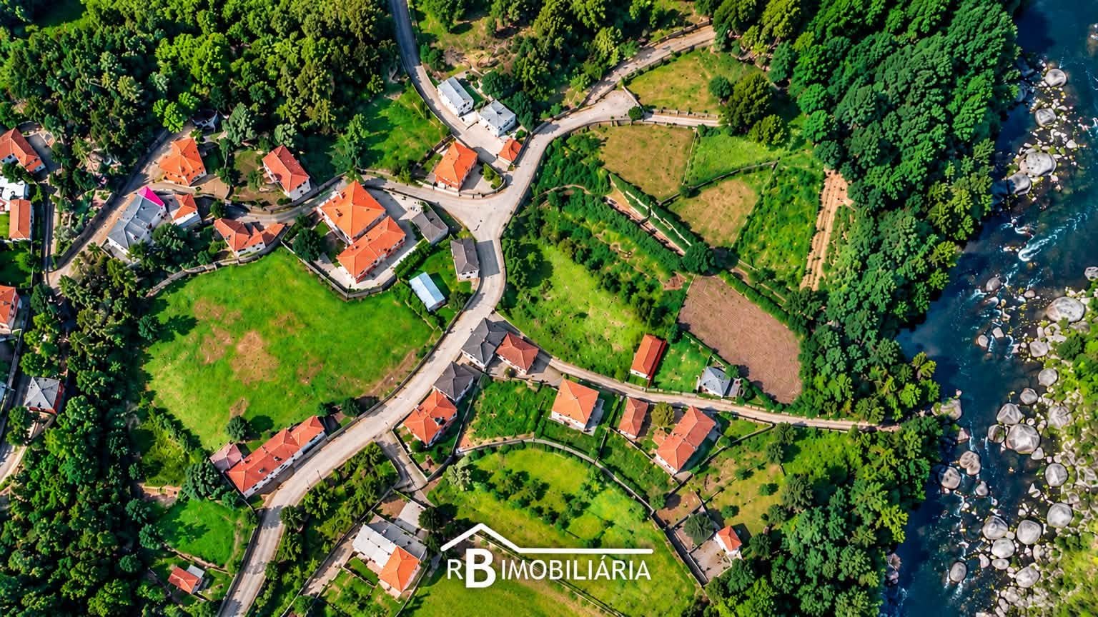 1 TERRENO COM PROJETO APROVADO | ESPIUNCA – AROUCA
