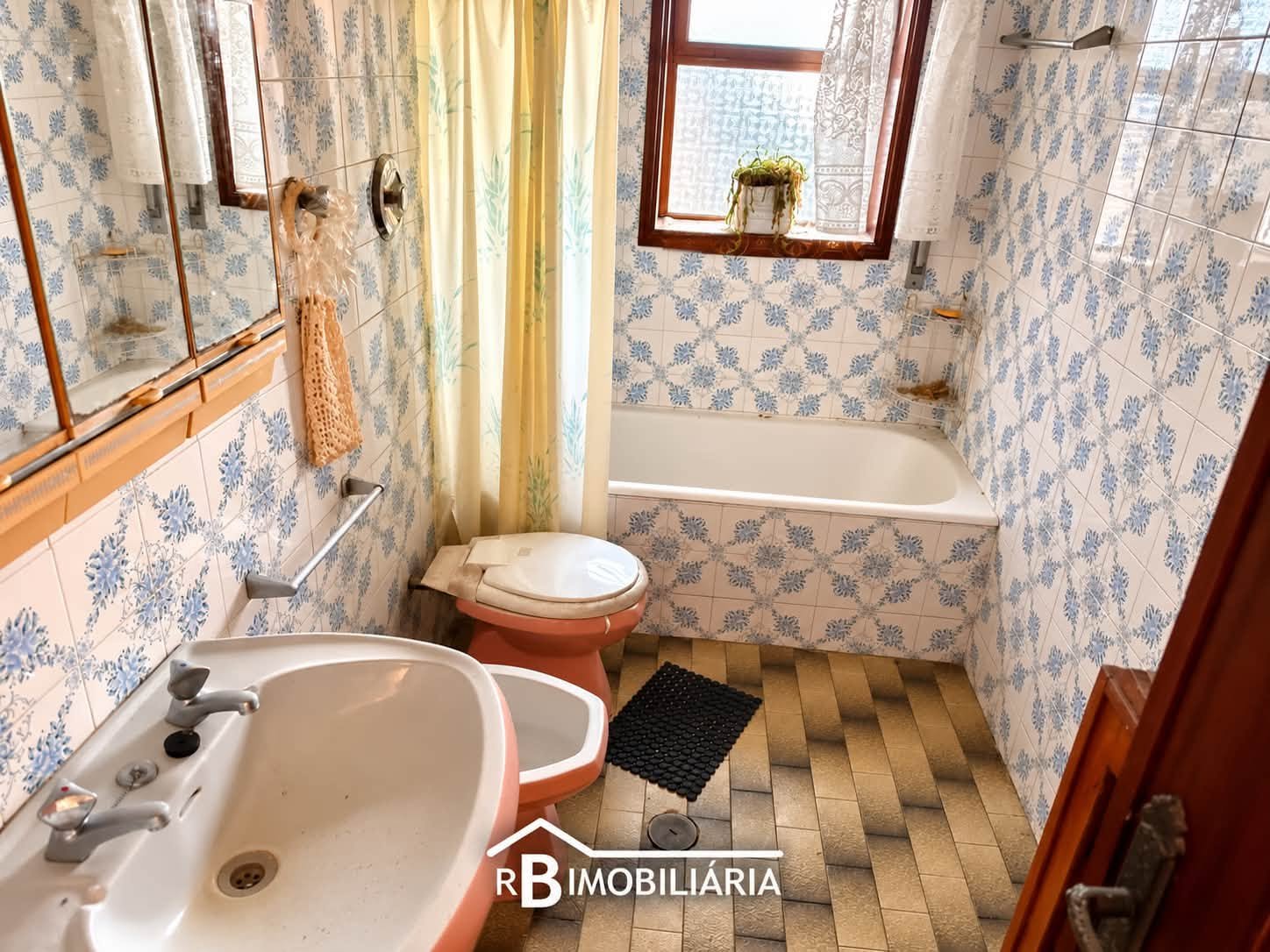 Duas Moradias em Vila Chã – Escariz, Arouca