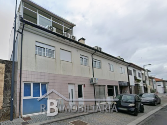 Loja em Borba de Godim – Felgueiras
